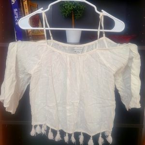 White American Eagle top. Gently  worn, size xs.